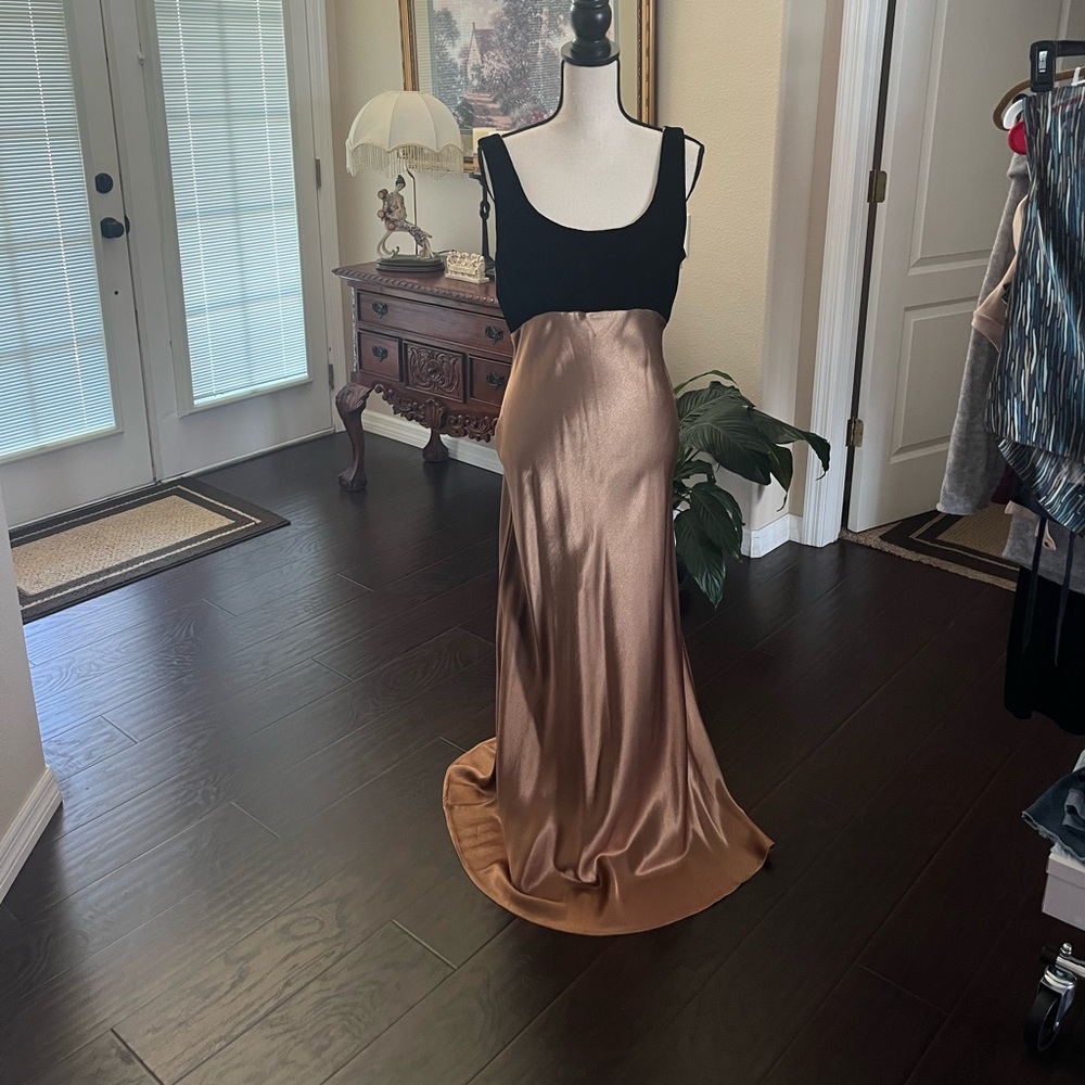 Womens size 14 evening or prom gown.